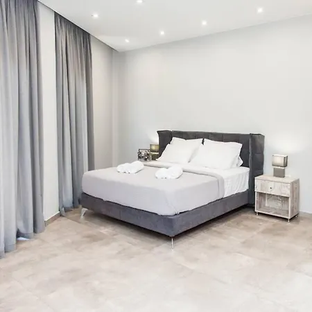 Apartment E Spacious Cornered Brand New Studio E *